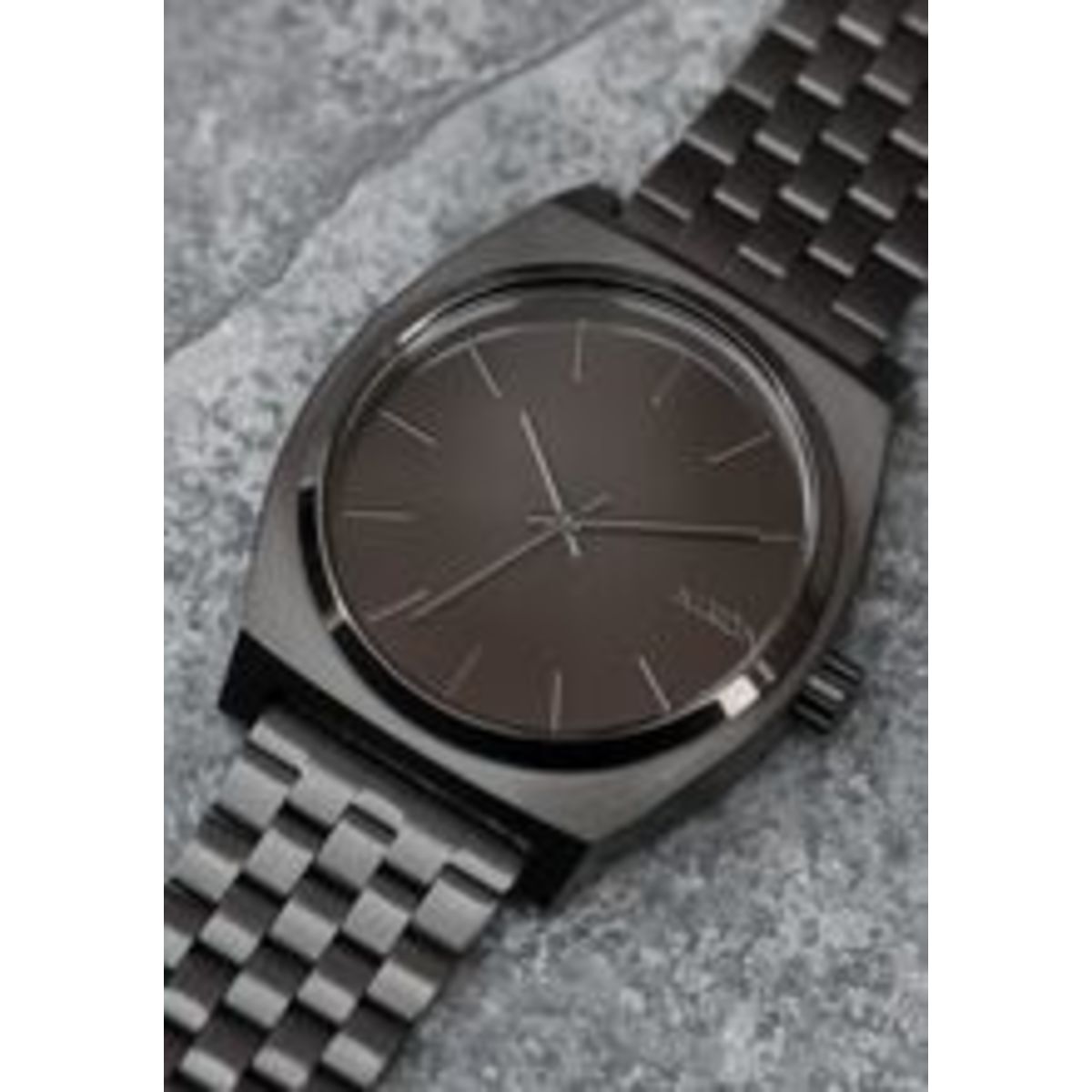 Nixon time teller all on sale black